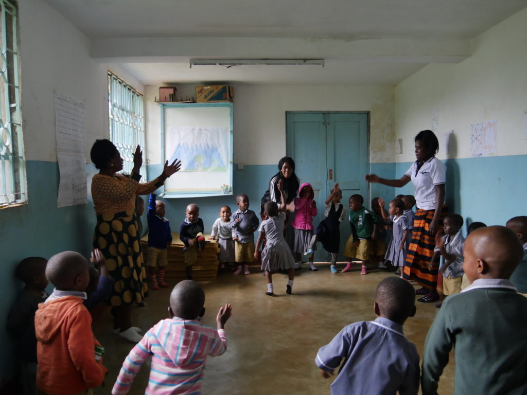 Besök på skola i Tanzania